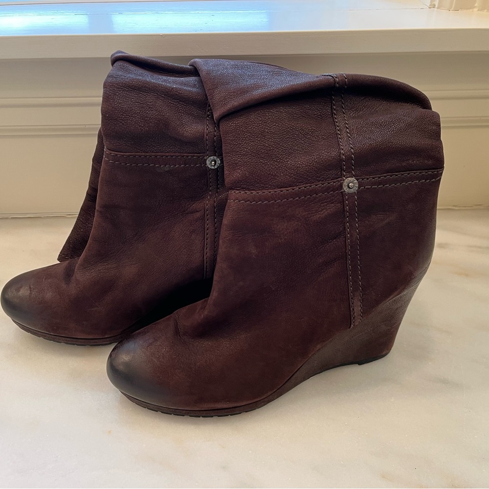 Dark Brown Prada Knee High Wedge Boots Size 9 US EU 39 Nubuk/Suede MINT Rusched - Picture 9 of 10